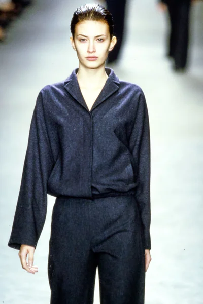 Look 30